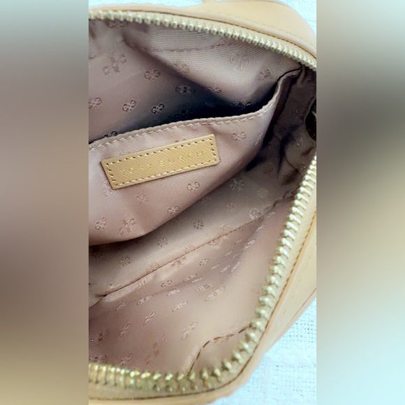 Tory Burch Robinson Round Crossbody Mini Bag - Picture 7 of 9